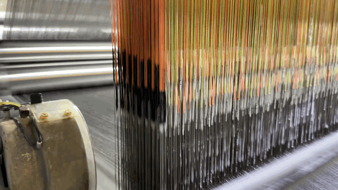 Weaving Invisible Near-Infrared Markers into Fabrics for Deformation Sensing clip